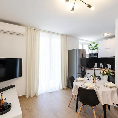 Apartment Shiba