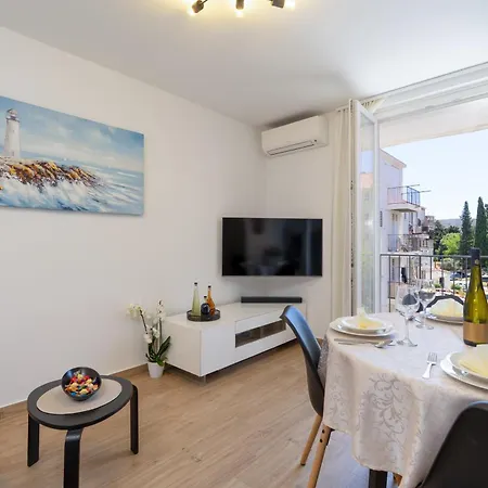 Shiba دوبروفينك